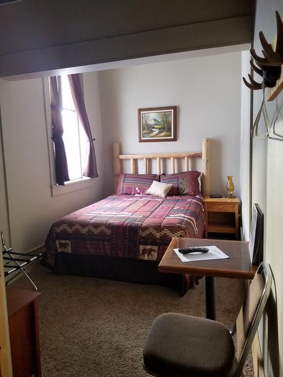 Lead Dakota Spur Hotel חדר תמונה